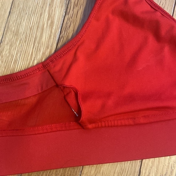 FABLETICS Khloe Medium Impact Sports Bra - Small - Picture 10 of 12